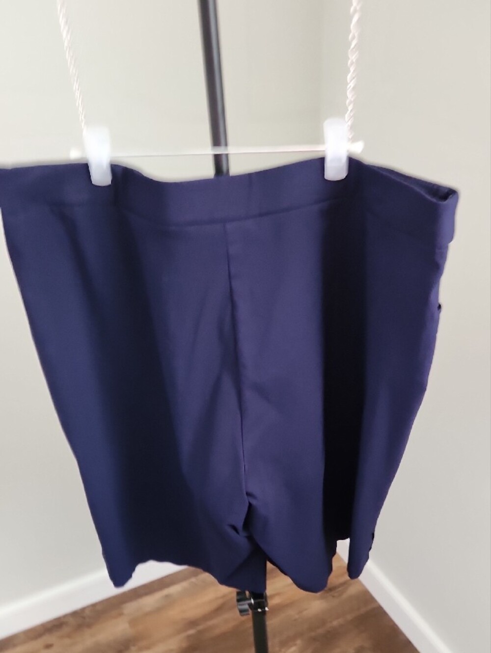 Alfred Dunner Navy Pull on Shorts Size 16W - Picture 5 of 5
